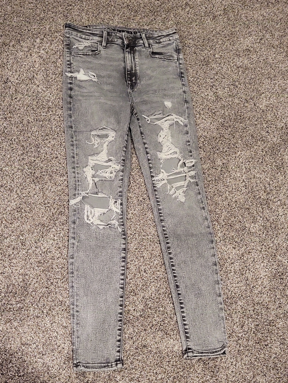 American Eagle Outfitters Distressed Gray Super Hi-Rise Jegging, Size 6 Regular